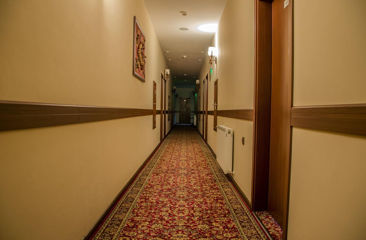 Rubis Hotel Rudozem ภายนอก รูปภาพ